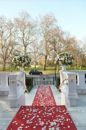 Mandarin Oriental London wedding gate