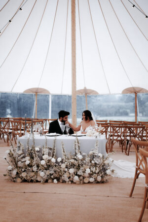 Sweetheart table in the marquee