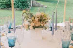 Romantic summer wedding flowers